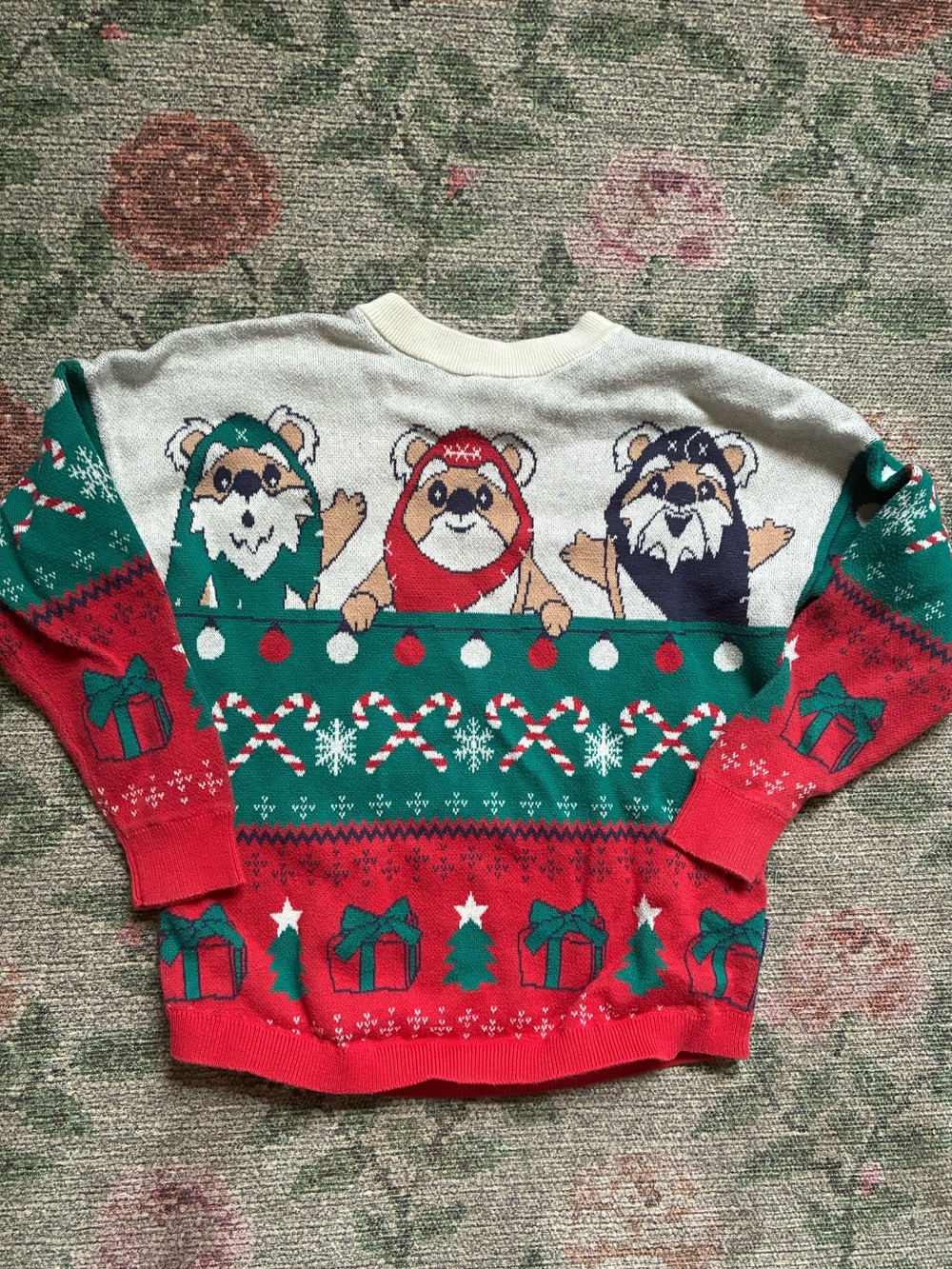 Star Wars Ewok Holiday Christmas Spirit Jersey 5/6 ♥️